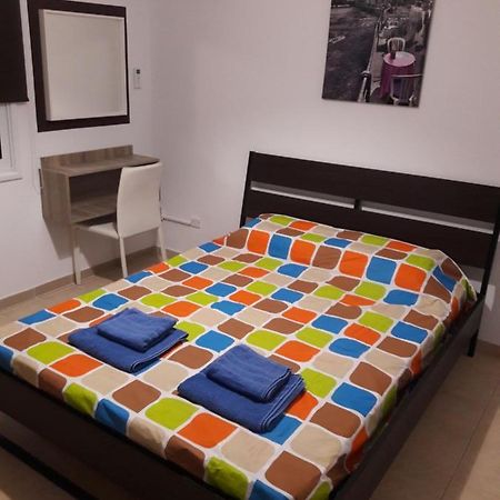 Holiday Home Larnaca Ngoại thất bức ảnh